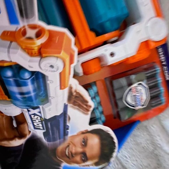 *New* Nerf Gun - Picture 3 of 3